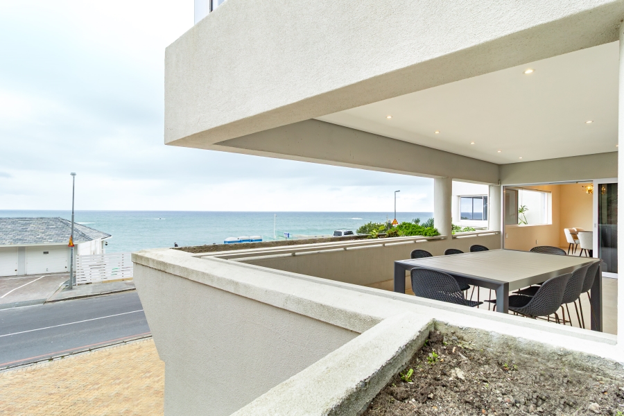 To Let 2 Bedroom Property for Rent in Clifton Western Cape